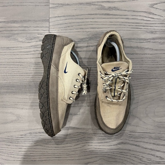 Vintage Nike ACG Zion low Hiking Boots - Picture 6 of 6